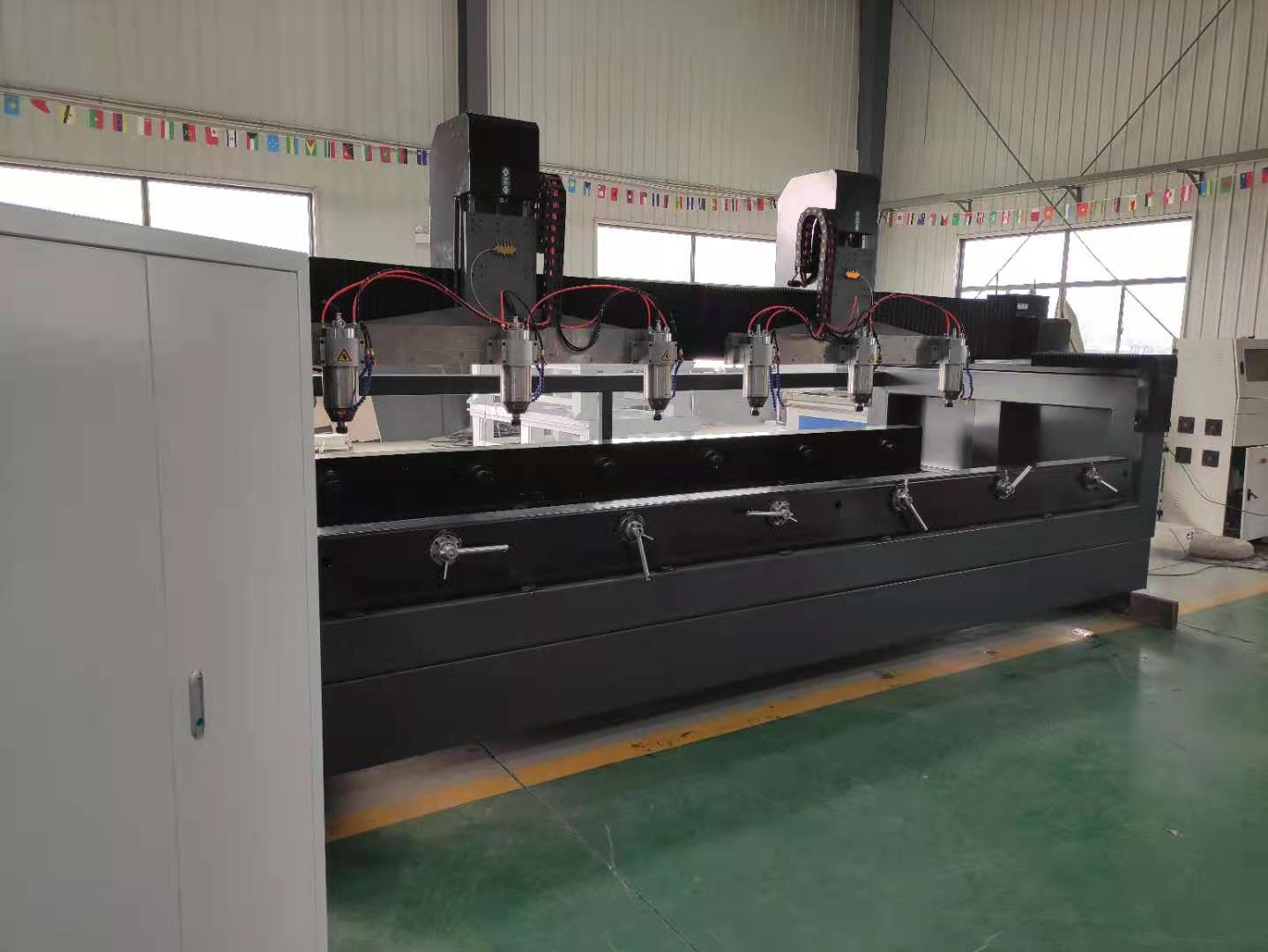 木工雕刻機(jī)如何操作不傷臺(tái)面？