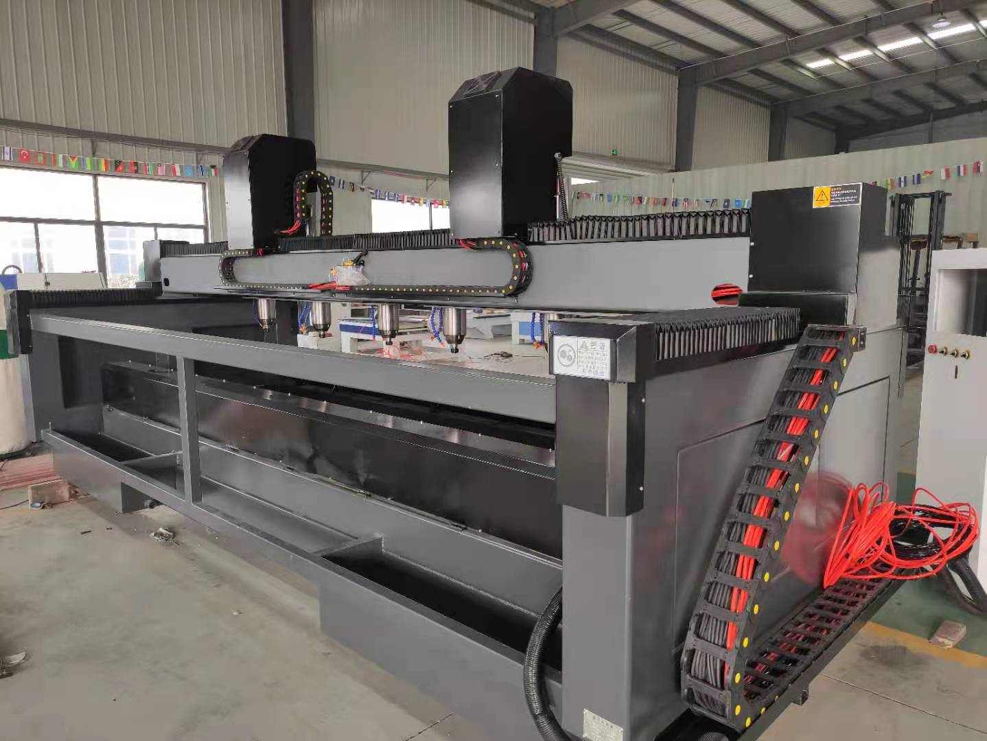 石材雕刻機(jī)的質(zhì)量要怎么區(qū)分？