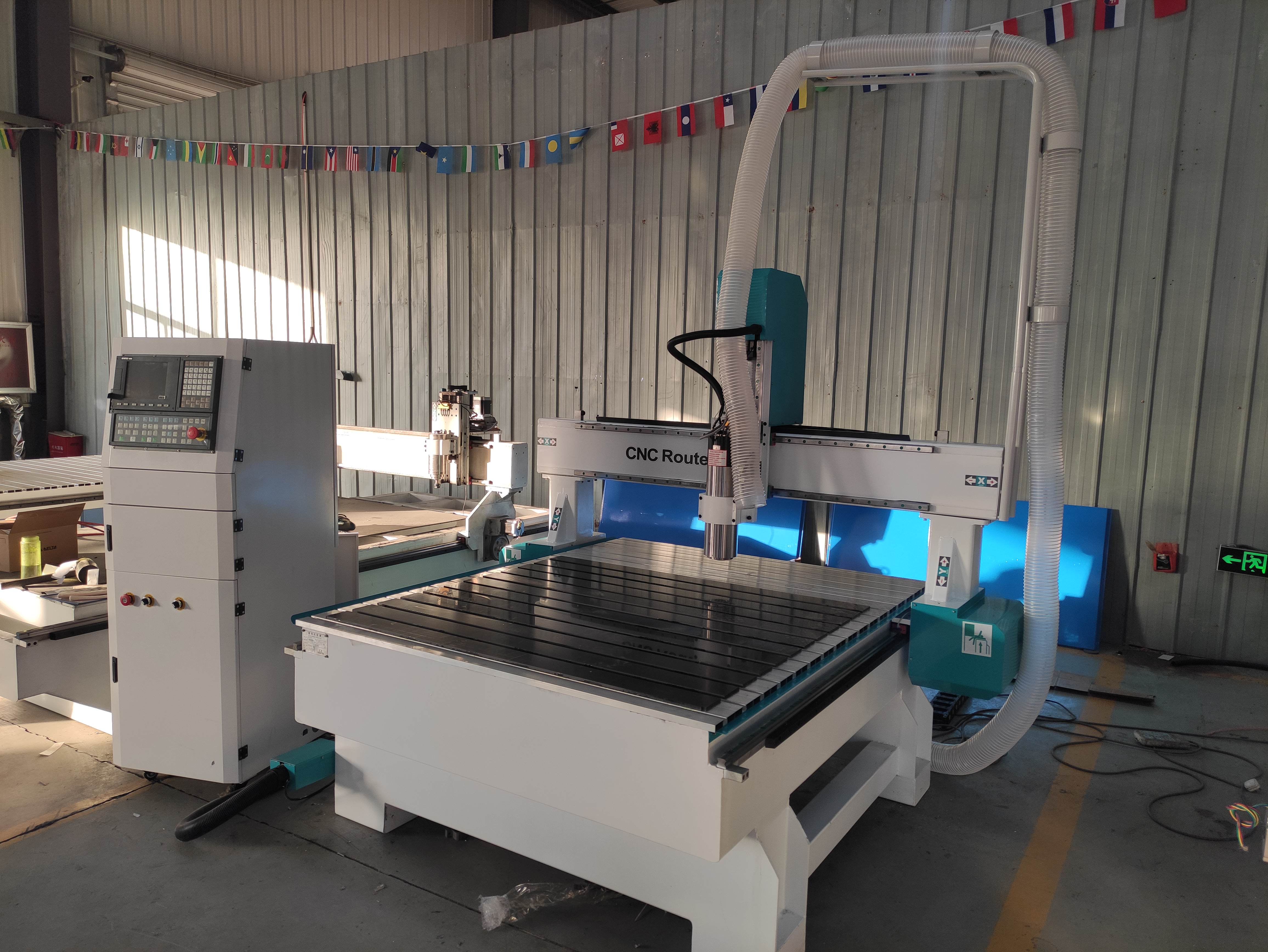 模具雕刻機(jī)的精度要求會(huì)更高一些